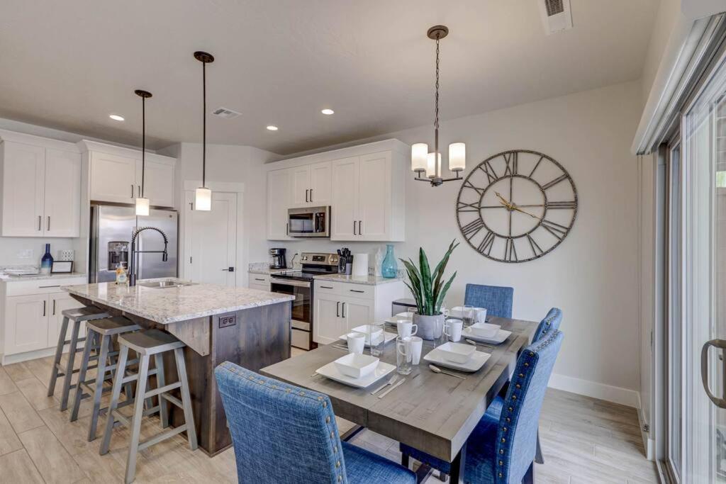 St George, Private Hot Tub/Patio, New Community Vila Washington Exterior foto