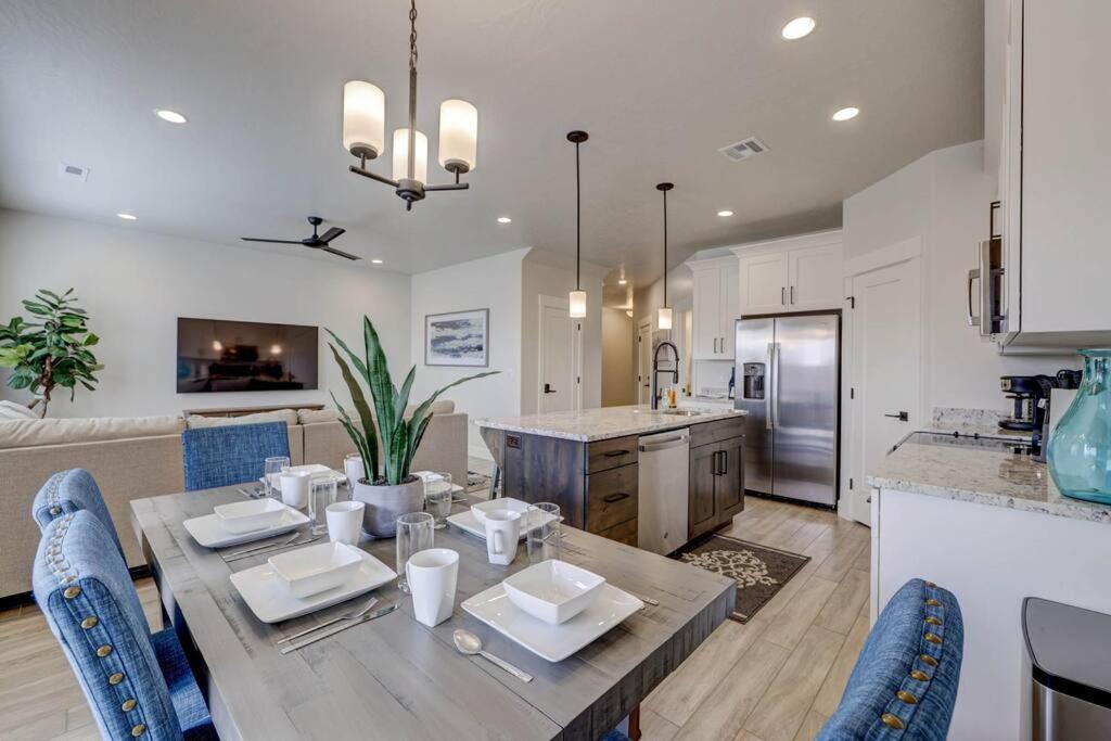 St George, Private Hot Tub/Patio, New Community Vila Washington Exterior foto